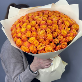 Букет из 101 огненной розы (40 см) в Яхроме