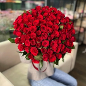 Букет "Классический" из 101 красной розы Кения (60 см) в Яхроме