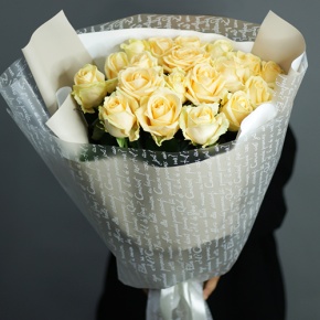 Букет из 19 роз Аваланж (70 см) в Яхроме