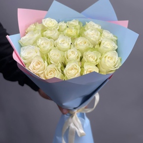 Букет 25 белых роз Кения (50 см) в Яхроме