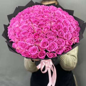 Букет 101 розовой розы Кения (40 см) в Яхроме