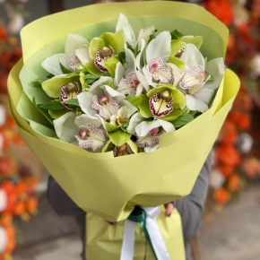 Букет "Бруклин" из орхидей и альстромерий в Яхроме
