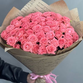 Букет из 15 кустовых коралловых роз (60 см) в Яхроме