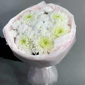 Букет из микса белых хризантем Магнум  в Яхроме