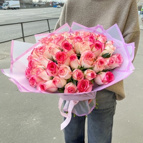 Букет 51 роза Джумилия (40 см) в Яхроме