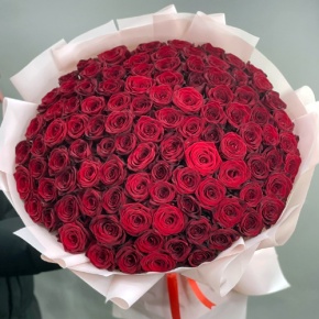 Букет "Париж" из 101 красной розы (60 см) в Яхроме