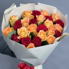 Букет "Прайм" из 25 роз Оранж и Эль Торо (50 см) в Яхроме