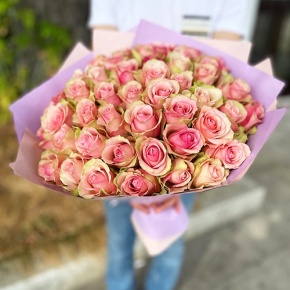 Букет 51 роза Бэлла Роса (40 см) в Яхроме
