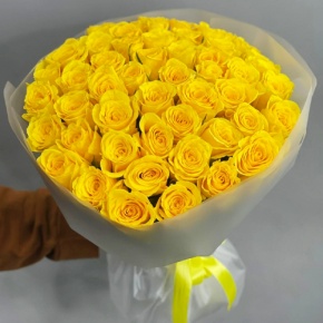 Букет "Золотце" из 51 лимонной розы (40 см) в Яхроме