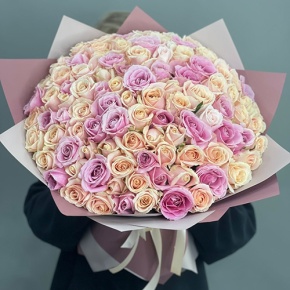 Букет "Люция" из 101 розы (50 см) в Яхроме