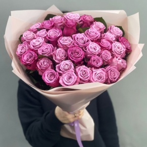 Букет из 51 розы Космик (50 см) в Яхроме