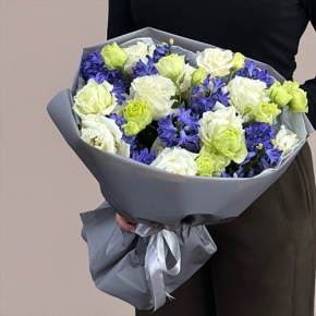 Букет из ароматных гиацинтов и эустом в Яхроме