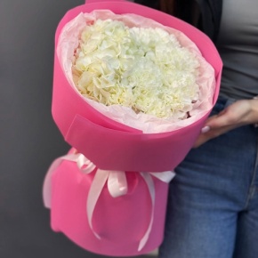 Букет "Гламур" из гортензии и диантусов в Яхроме